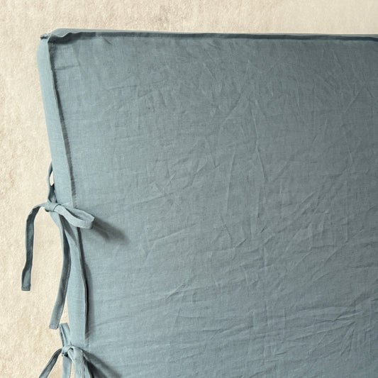 RESPALDO CON FUNDA DE LINO INTERCAMBIABLE MODELO AMARRA