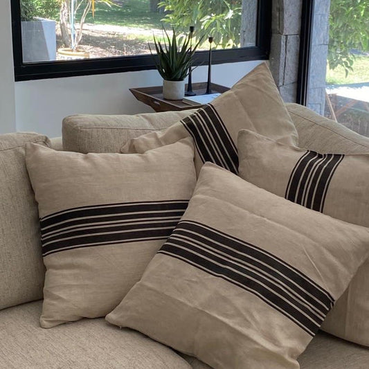 COJÍN LISTADO ESTAMPADO 50X50 cm