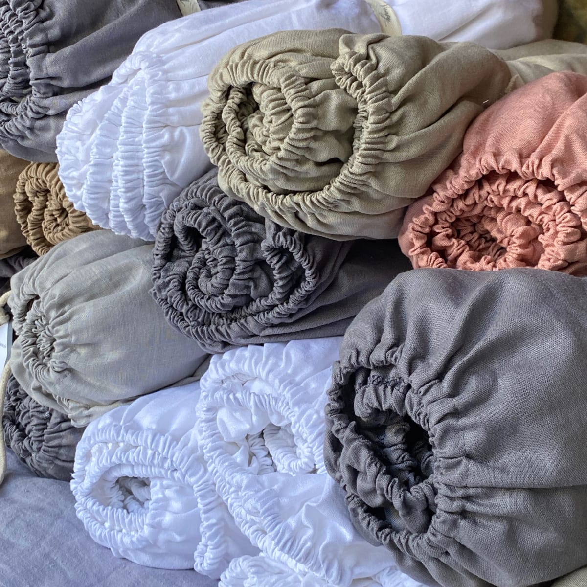 CUBRE BOX SPRING GRIS PERLA