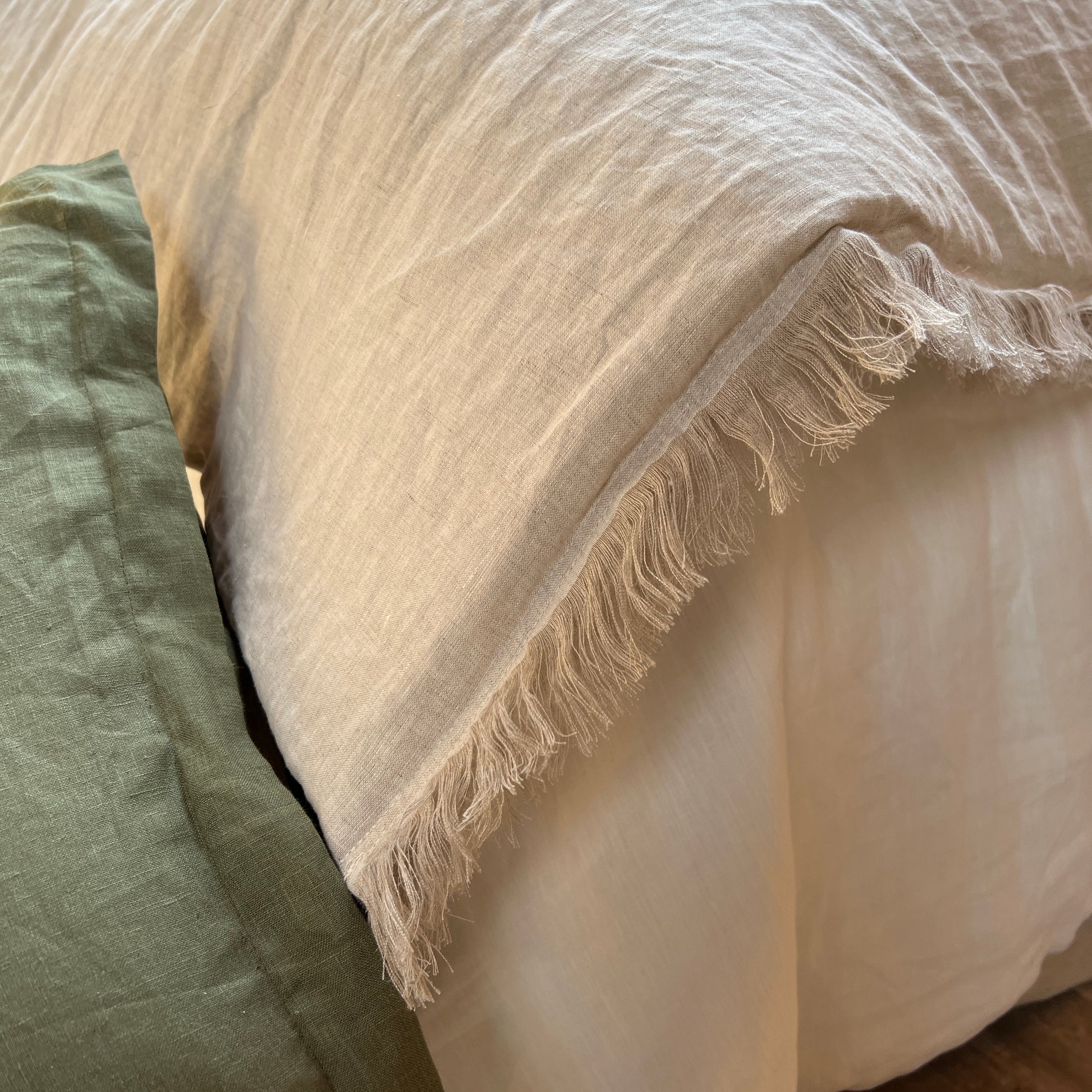 PIECERA LINO ACOLCHADA ARENA