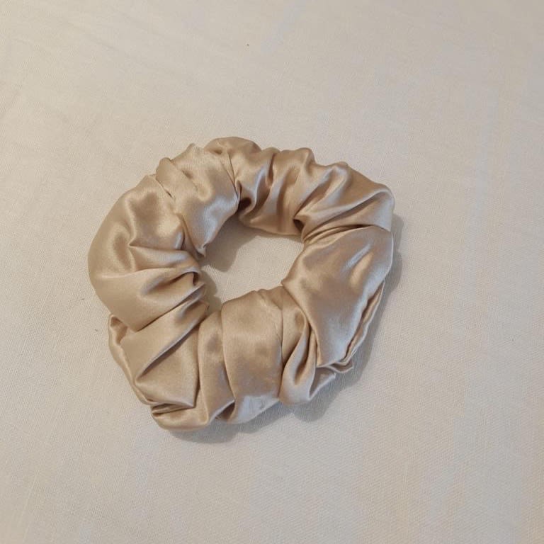 Scrunchies de seda