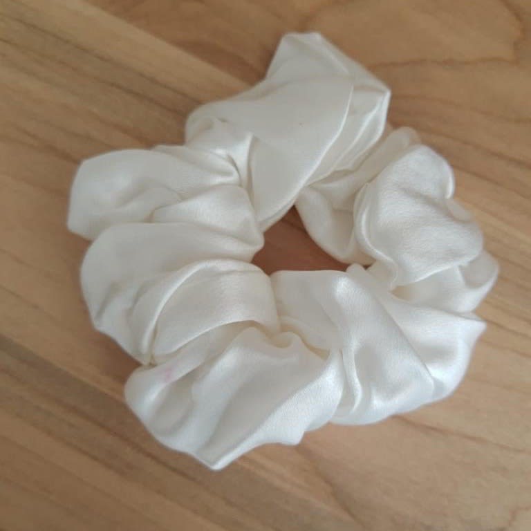 Scrunchies de seda