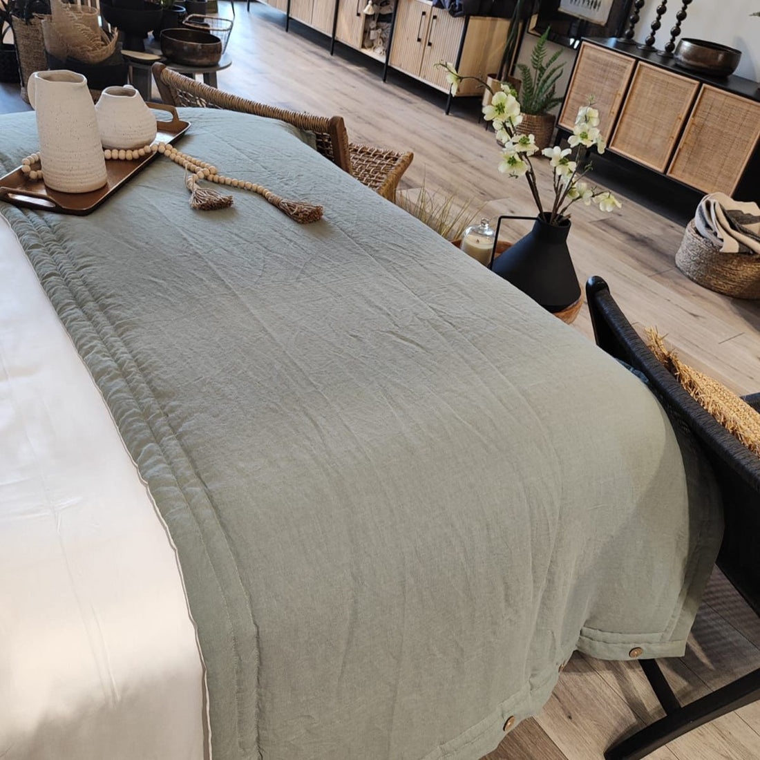Piecera super king: el detalle que transforma un dormitorio grande en algo realmente especial