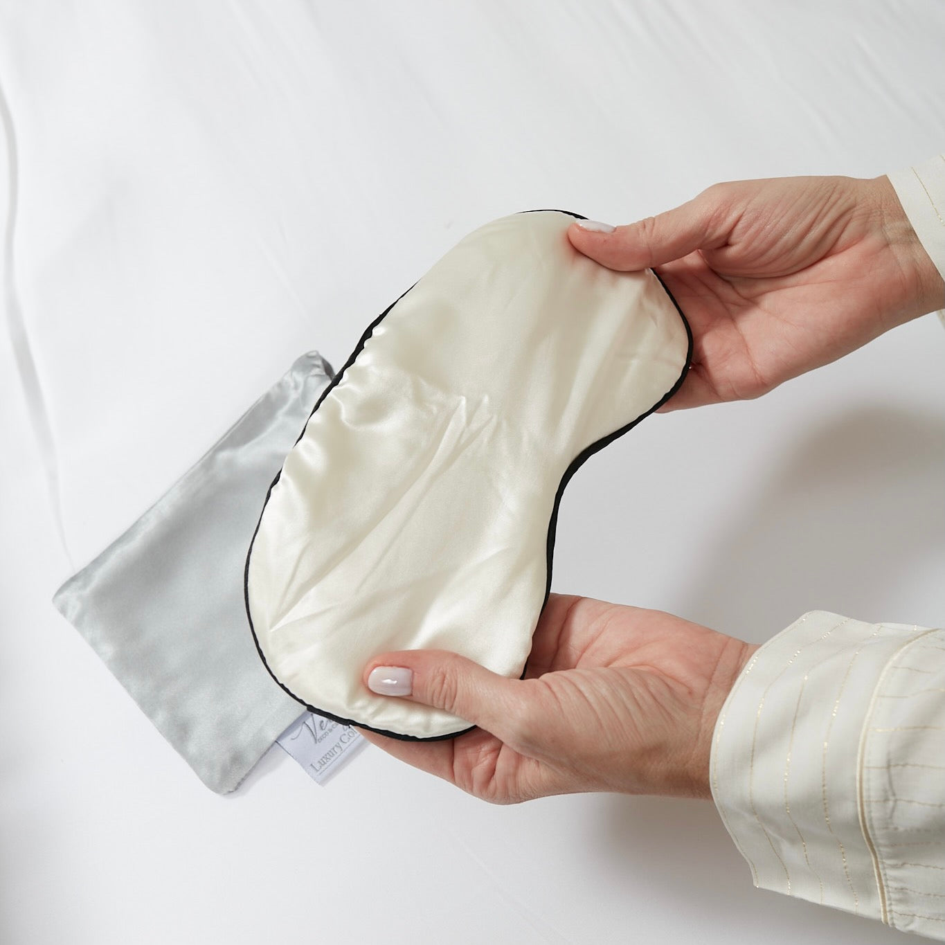 ANTIFAZ DE SEDA NATURAL