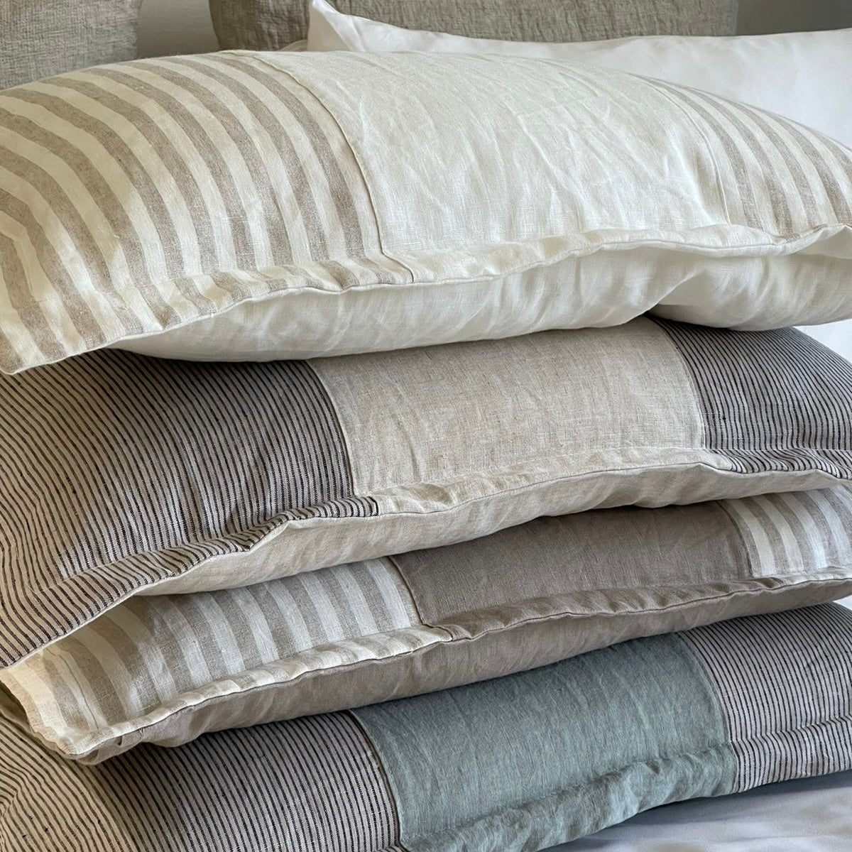 COJIN LINO DIANA 60X40 cm