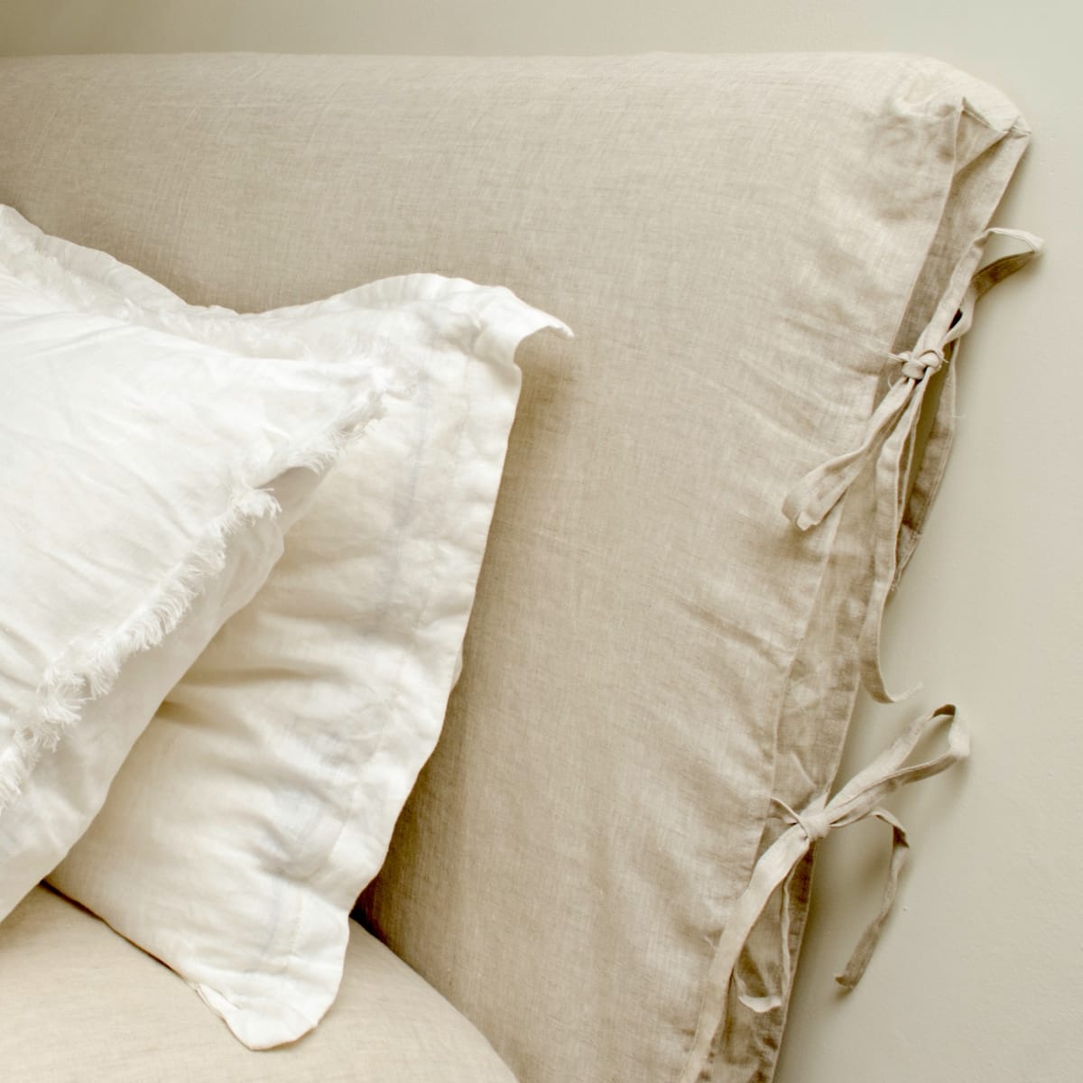 FUNDA DE RESPALDO MODELO AMARRA