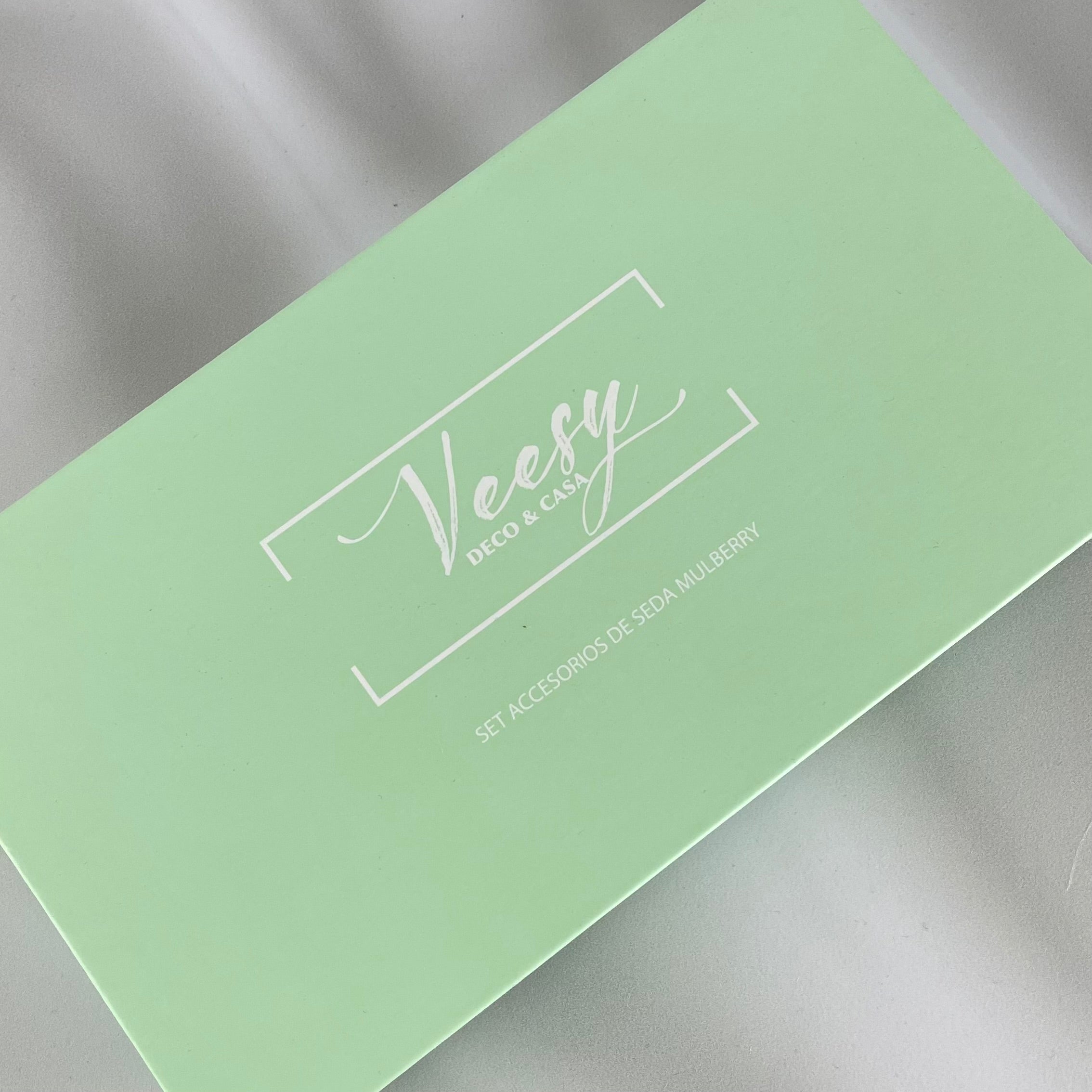 SET ACCESORIOS DE SEDA