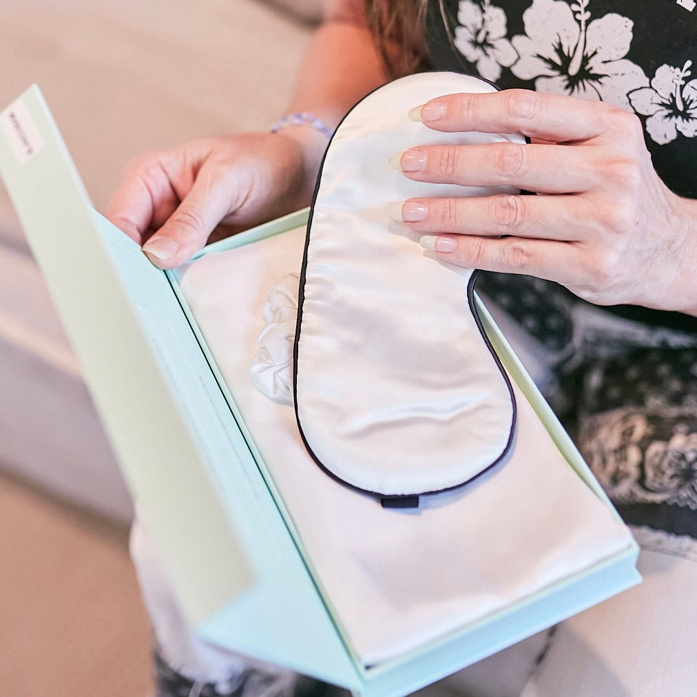 SET ACCESORIOS DE SEDA