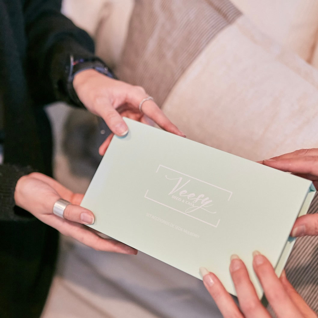 SET ACCESORIOS DE SEDA