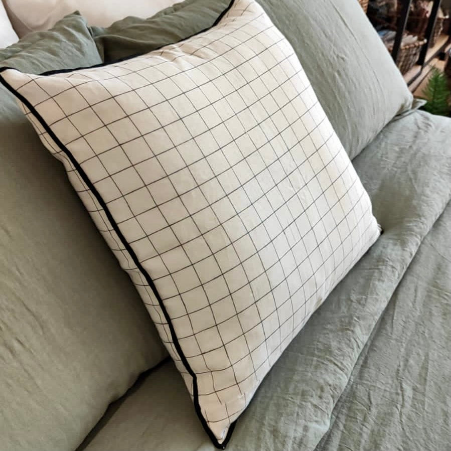 FUNDA COJÍN DE LINO CUADRILLE 50X50 cm