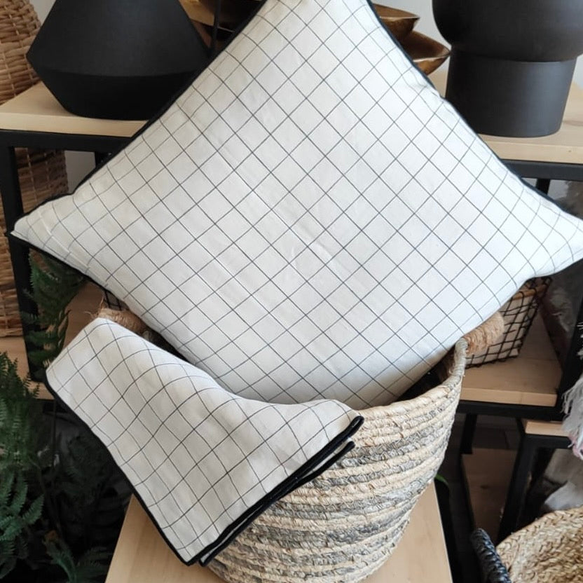 FUNDA COJÍN DE LINO CUADRILLE 50X50 cm