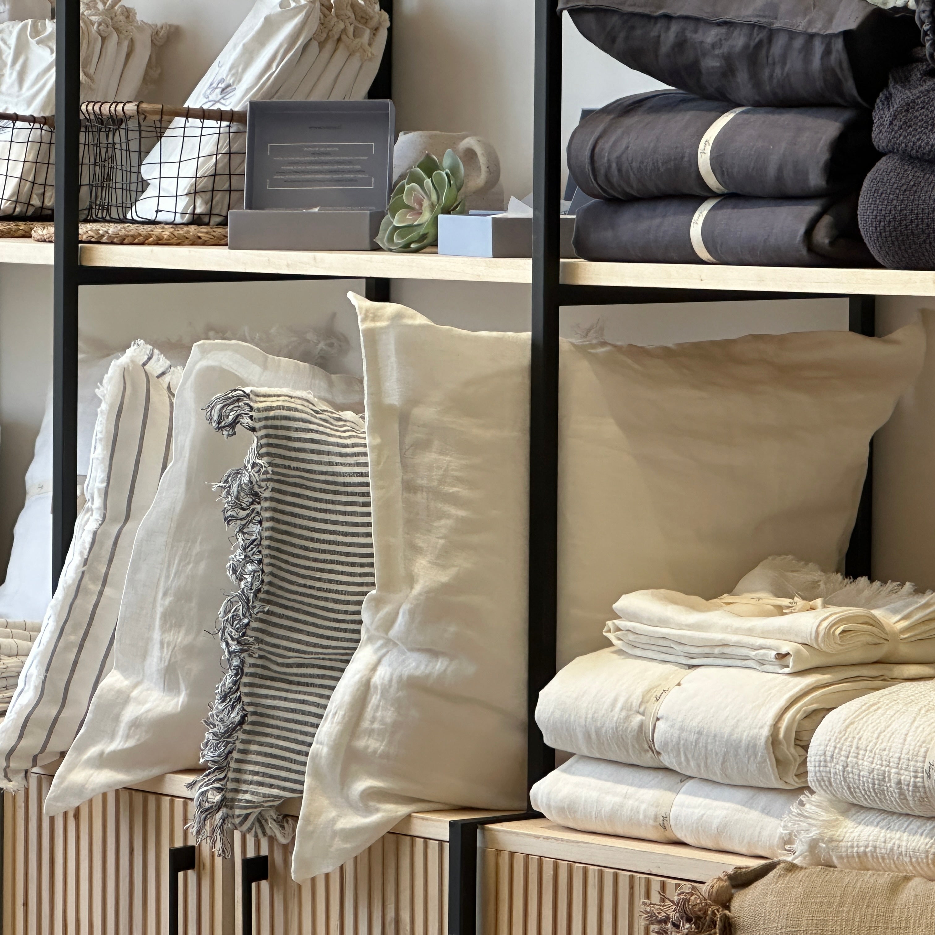 COJÍN LINO HARMONY 60X60 cm