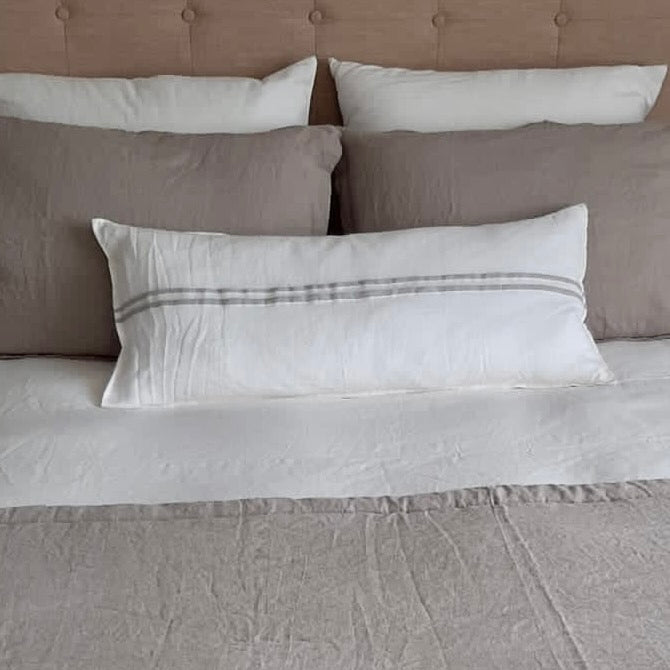 COJÍN LINO VENUS LISTONES 90X40 cm