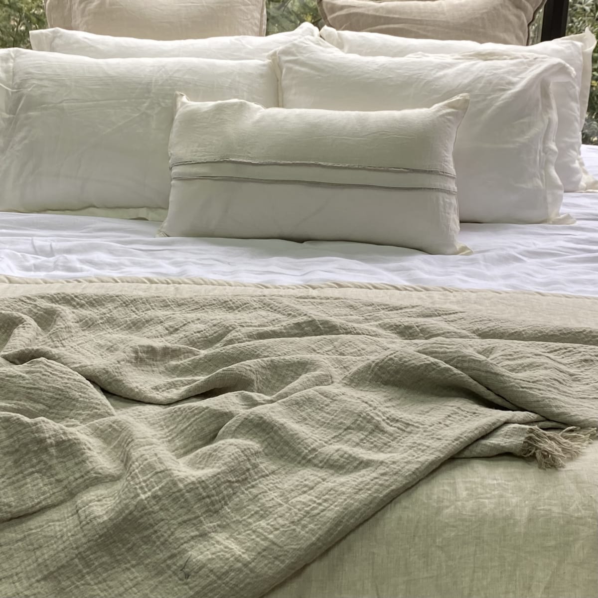 COJÍN LINO VENUS LISTONES 90X40 cm