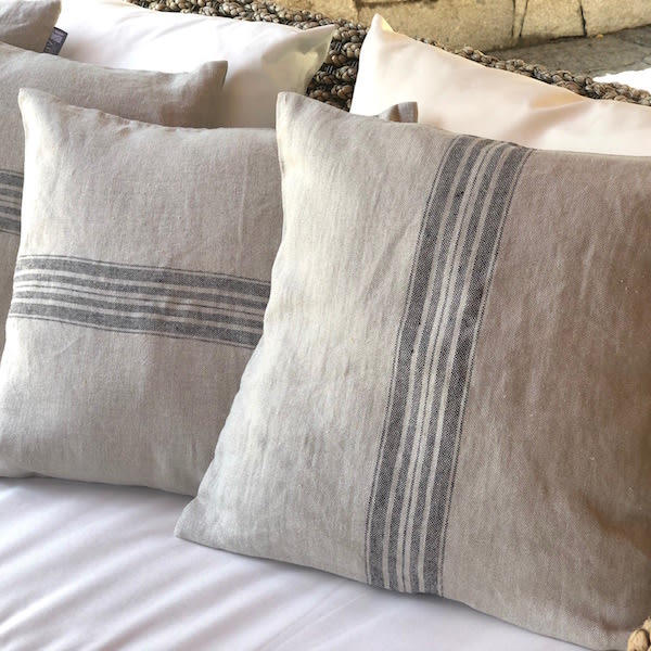 COJÍN LISTADO 40X40 cm