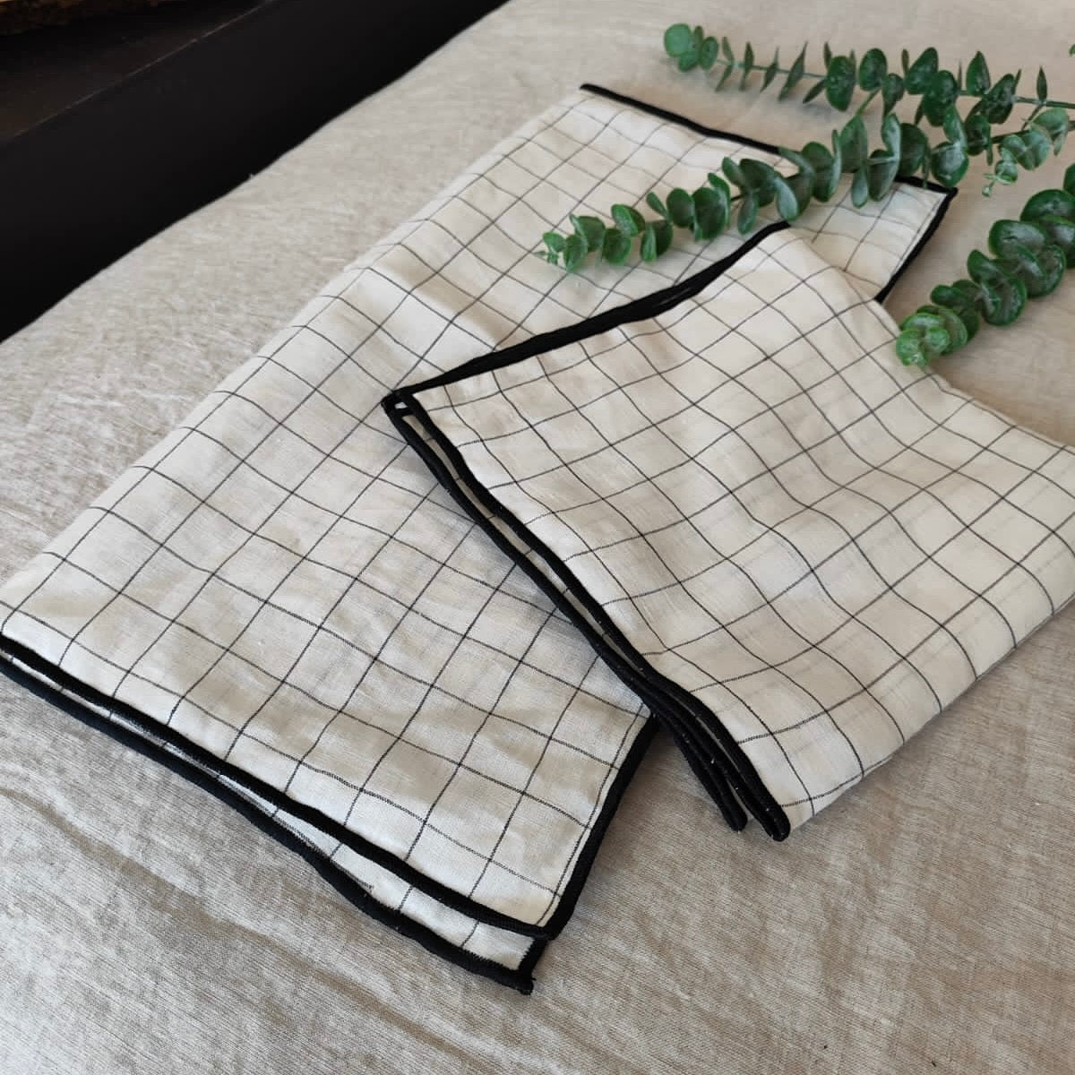 FUNDA COJÍN DE LINO CUADRILLE 50X50 cm