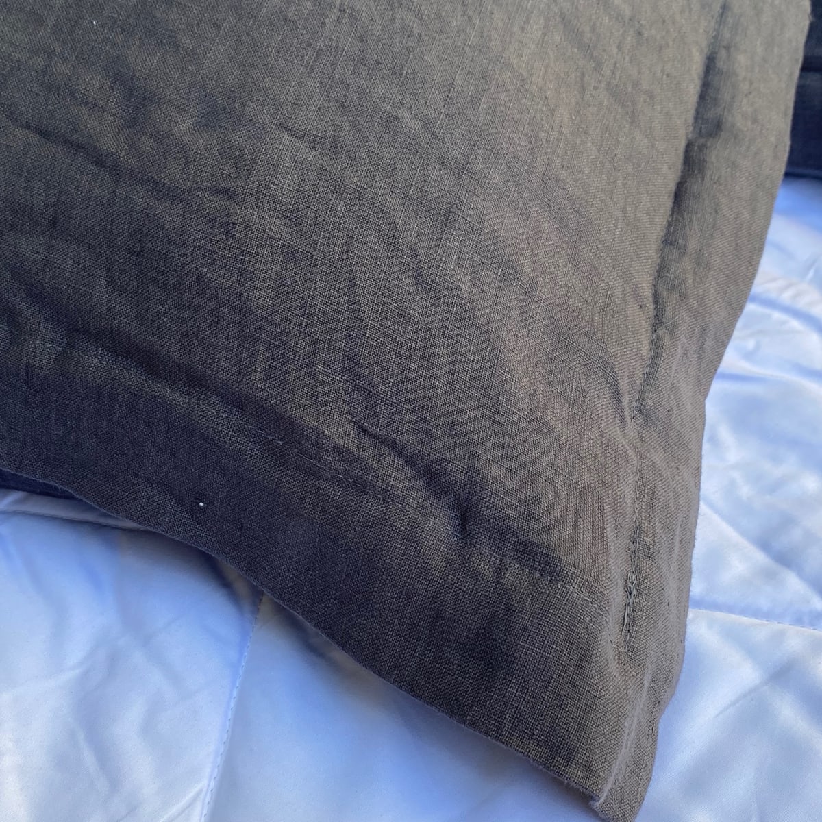 FUNDA ALMOHADA GRIS GRAFITO