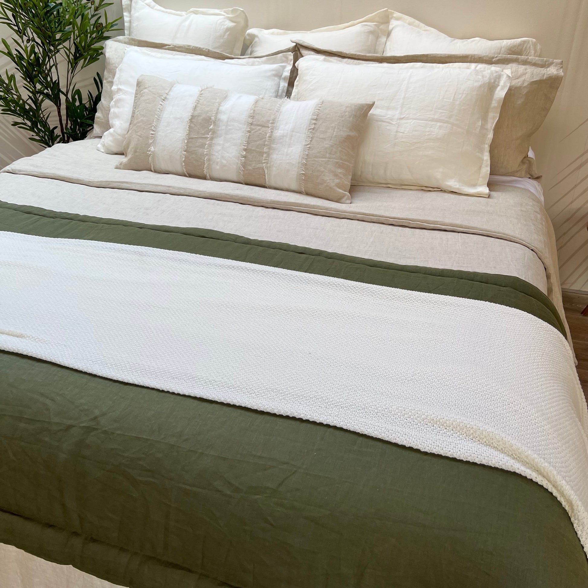 PIECERA LINO ACOLCHADA VERDE OLIVO