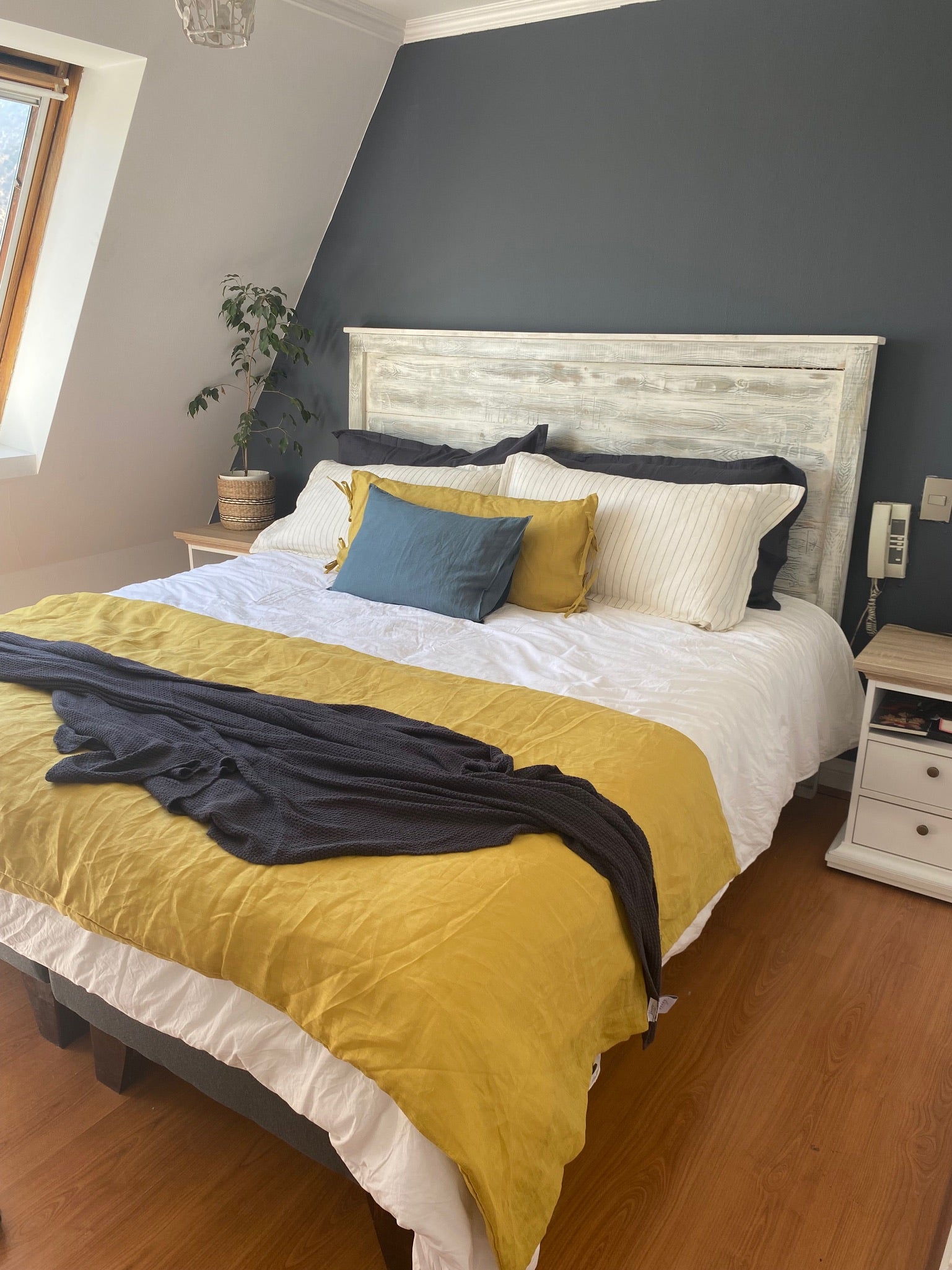 FUNDA ALMOHADA LISTADO NEGRO